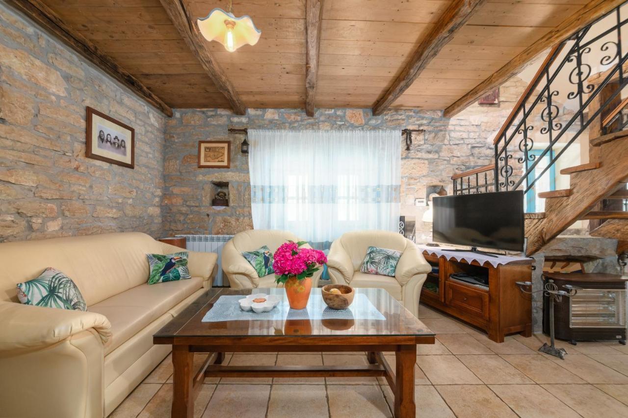 Sveti Lovreč Pazenatički Villa Janko מראה חיצוני תמונה