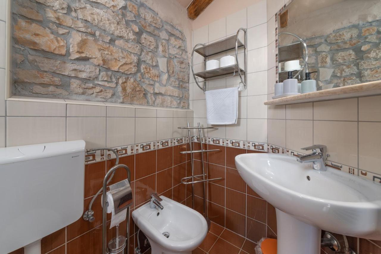 Sveti Lovreč Pazenatički Villa Janko מראה חיצוני תמונה
